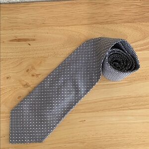 Giorgio Armani navy blue and White Silk Tie with Geometric Pattern made in Italy